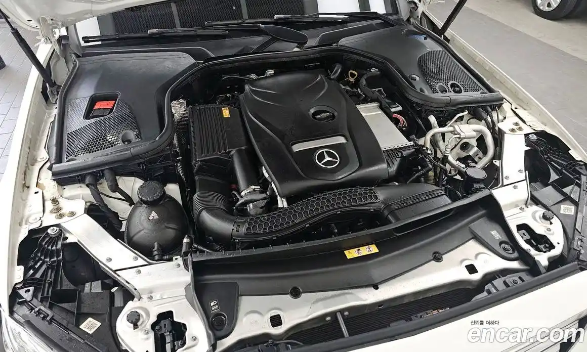 Mercedes-Benz E-Class 2020 2.0 Автомат в Москве № 494980, фото 6