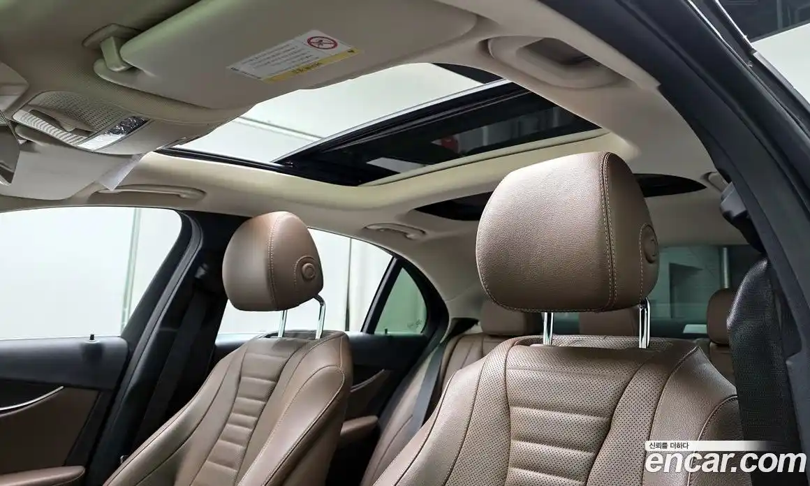 Mercedes-Benz E-Class 2017 2.0 Автомат в Москве № 495030, фото 19