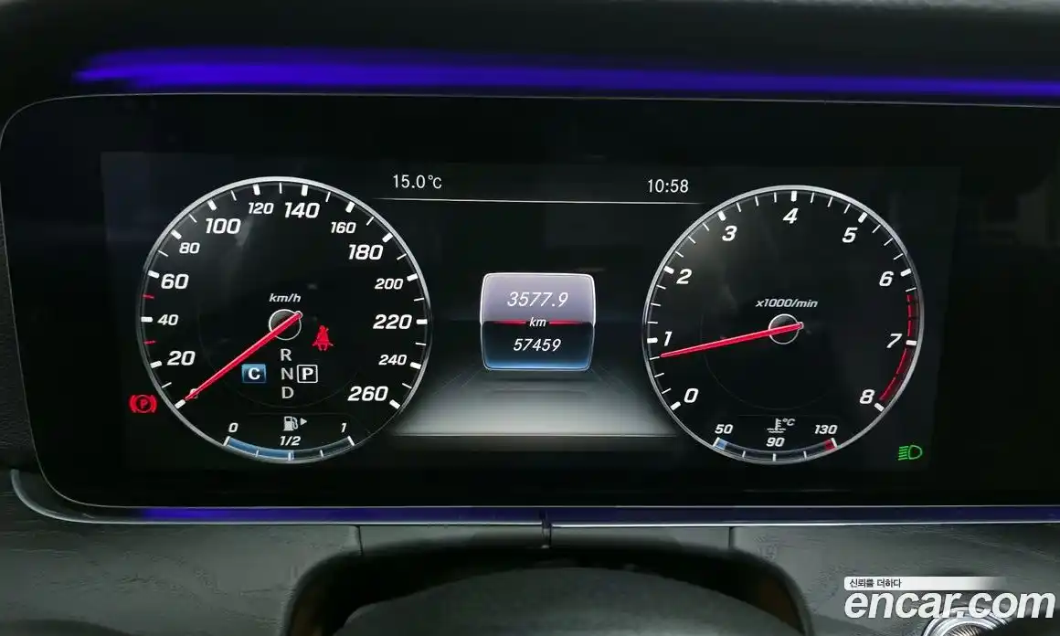 Mercedes-Benz E-Class 2017 2.0 Автомат в Москве № 495030, фото 8