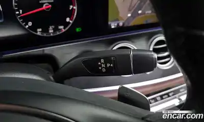 Mercedes-Benz E-Class 2017 2.0 Автомат в Москве № 495030, миниатюра 9