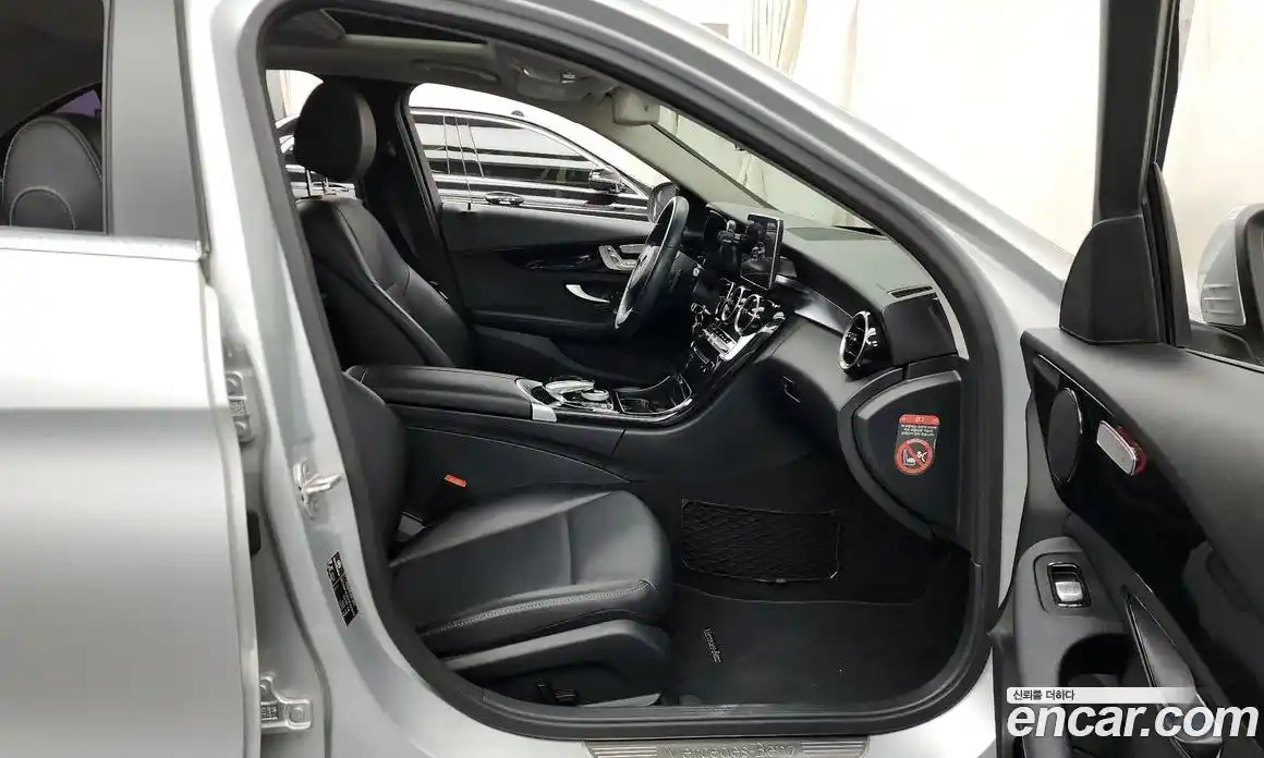 Mercedes-Benz C-Class 2016 2.0 Автомат в Москве № 495639, фото 11