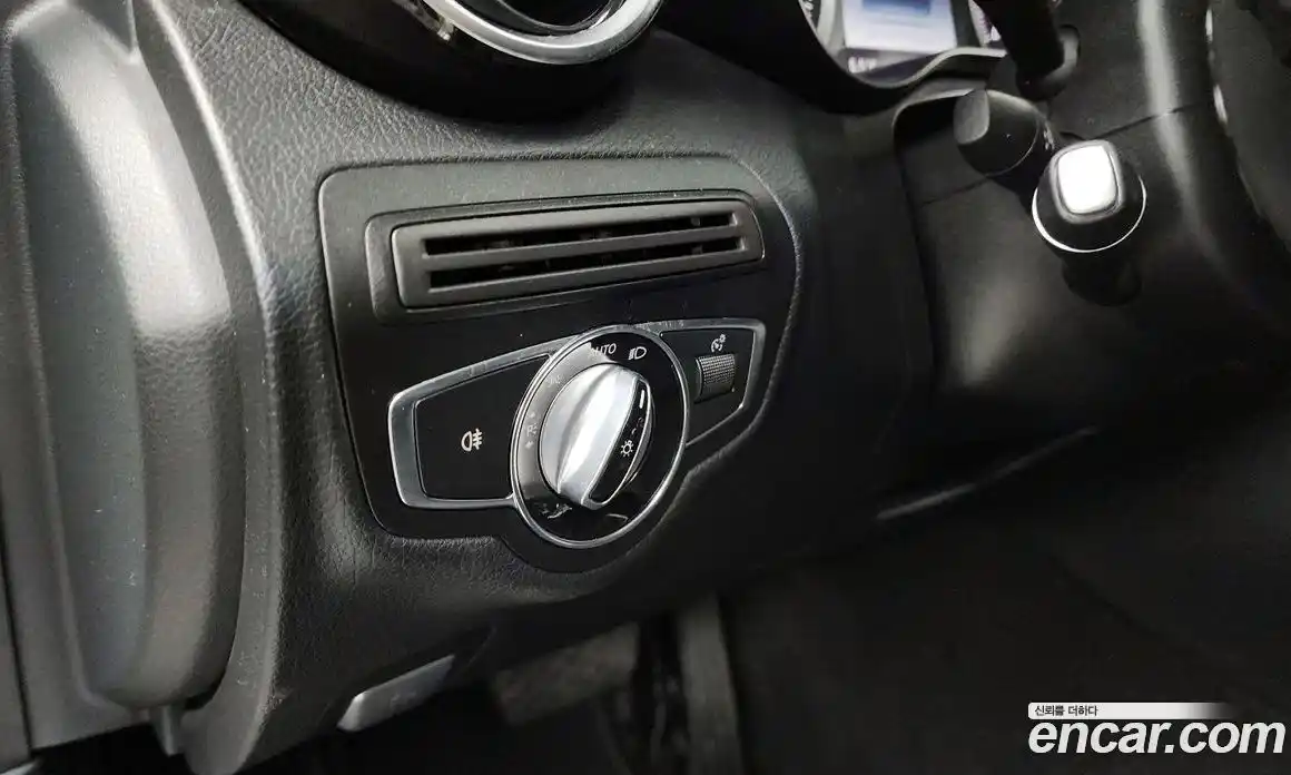 Mercedes-Benz C-Class 2016 2.0 Автомат в Москве № 495639, фото 16