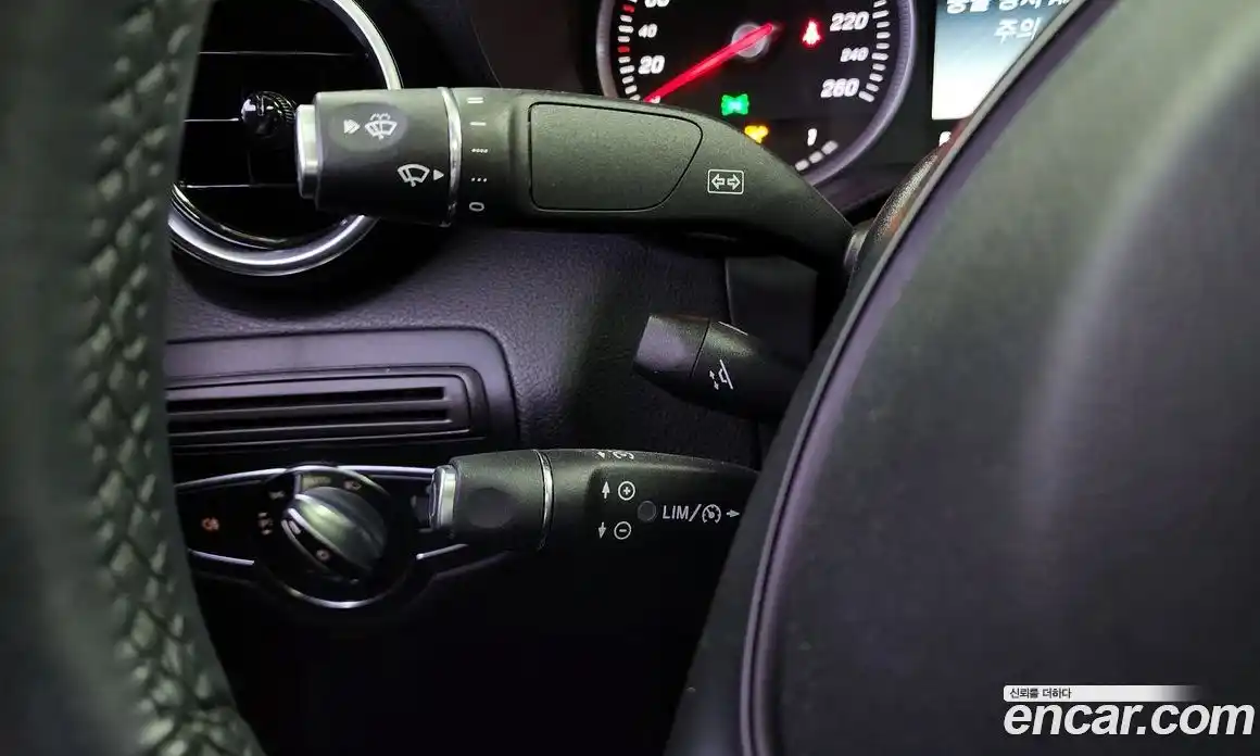 Mercedes-Benz C-Class 2016 2.0 Автомат в Москве № 495639, фото 19