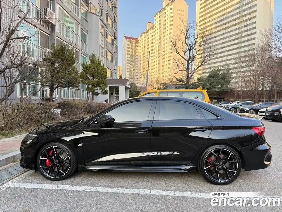 Audi RS3 2023 2.5 Автомат в Москве № 496278, фото 3