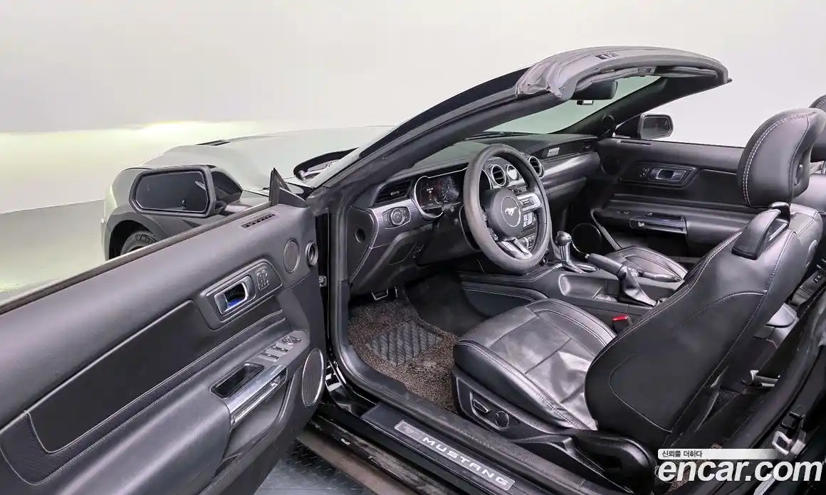 Ford Mustang 2019 2.3 Автомат в Москве № 497490, фото 11