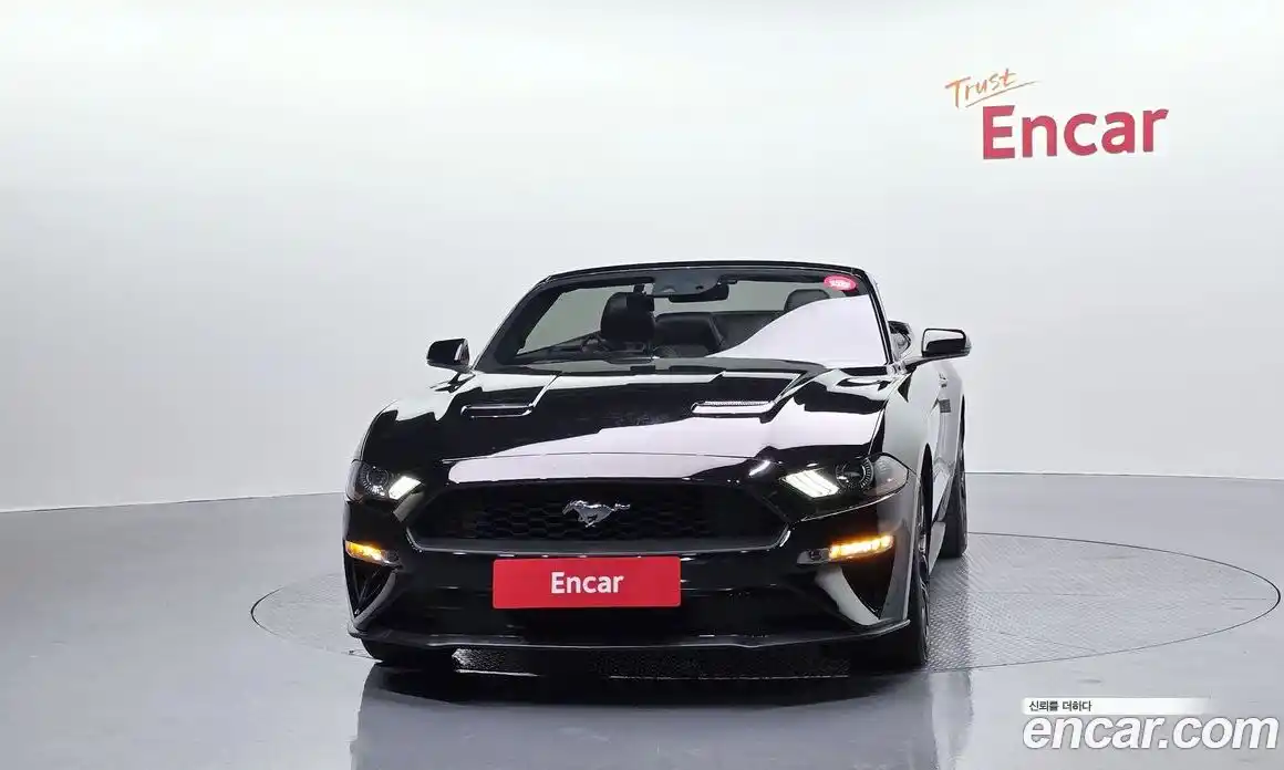 Ford Mustang 2019 2.3 Автомат в Москве № 497490, фото 3