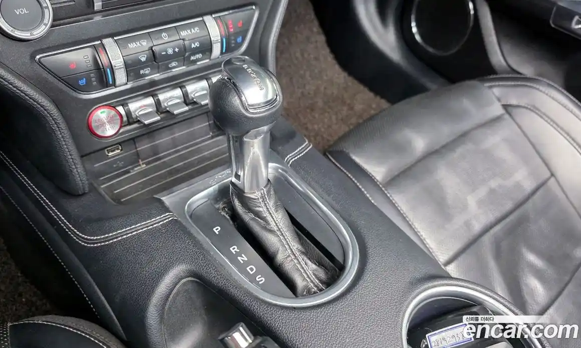 Ford Mustang 2019 2.3 Автомат в Москве № 497490, фото 9