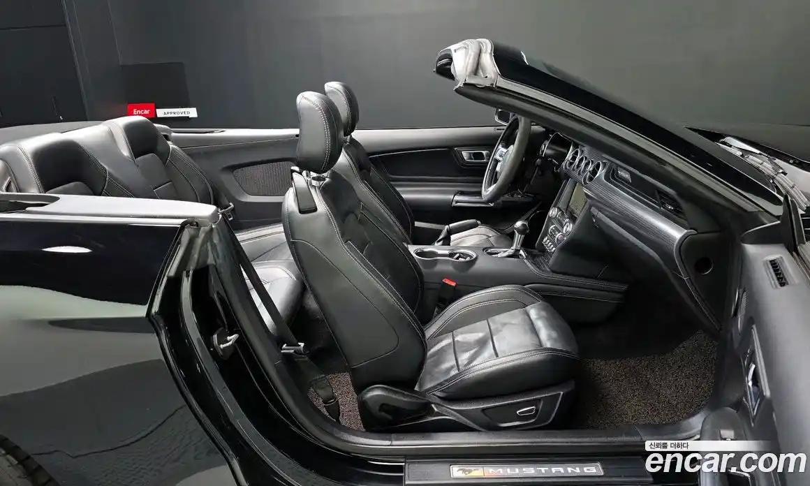 Ford Mustang 2019 2.3 Автомат в Москве № 497490, фото 10