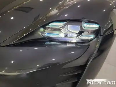 Porsche Taycan 2024 0.1 Автомат в Москве № 498450, миниатюра 12