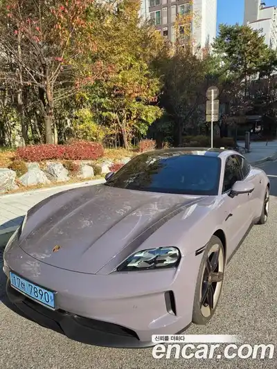 Porsche Taycan, 2025