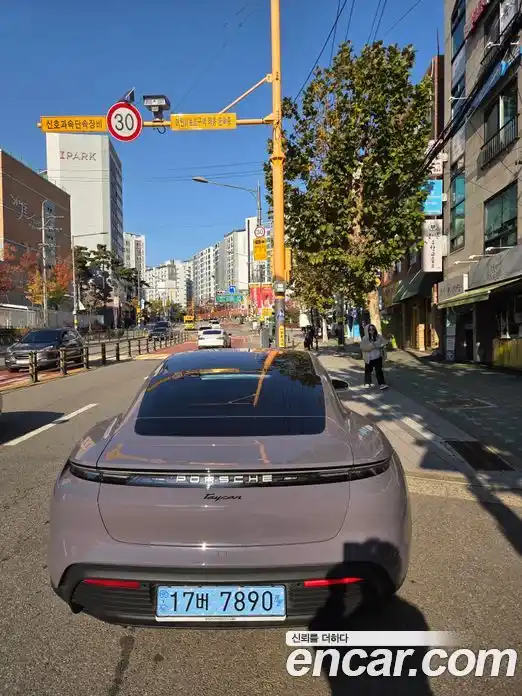 Porsche Taycan 2025 Автомат в Москве № 498465, фото 4