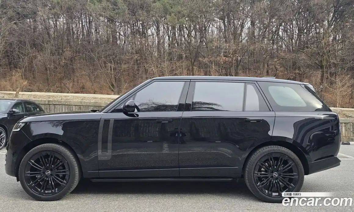 Land Rover Range-Rover 2025 4.4 Автомат в Москве № 498596, фото 19