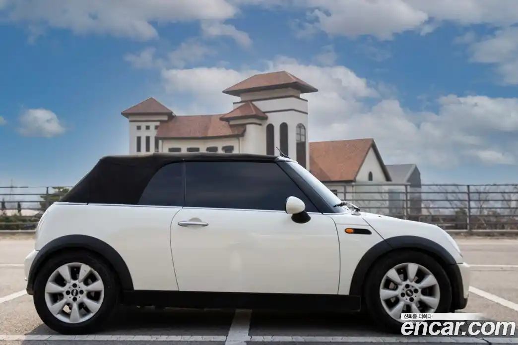 Mini Cooper Convertible 2007 1.6 Автомат в Москве № 499452, фото 12