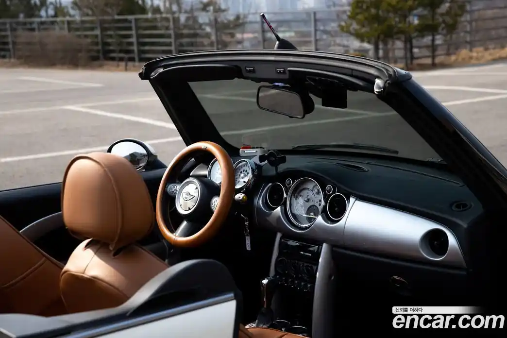 Mini Cooper Convertible 2007 1.6 Автомат в Москве № 499452, фото 14