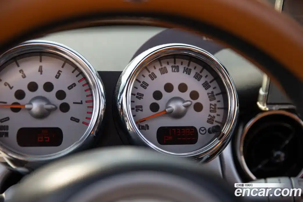 Mini Cooper Convertible 2007 1.6 Автомат в Москве № 499452, фото 18