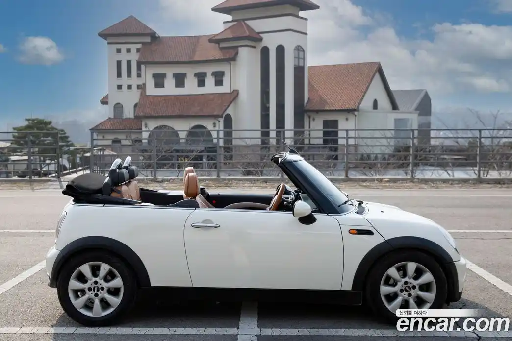 Mini Cooper Convertible 2007 1.6 Автомат в Москве № 499452, фото 10