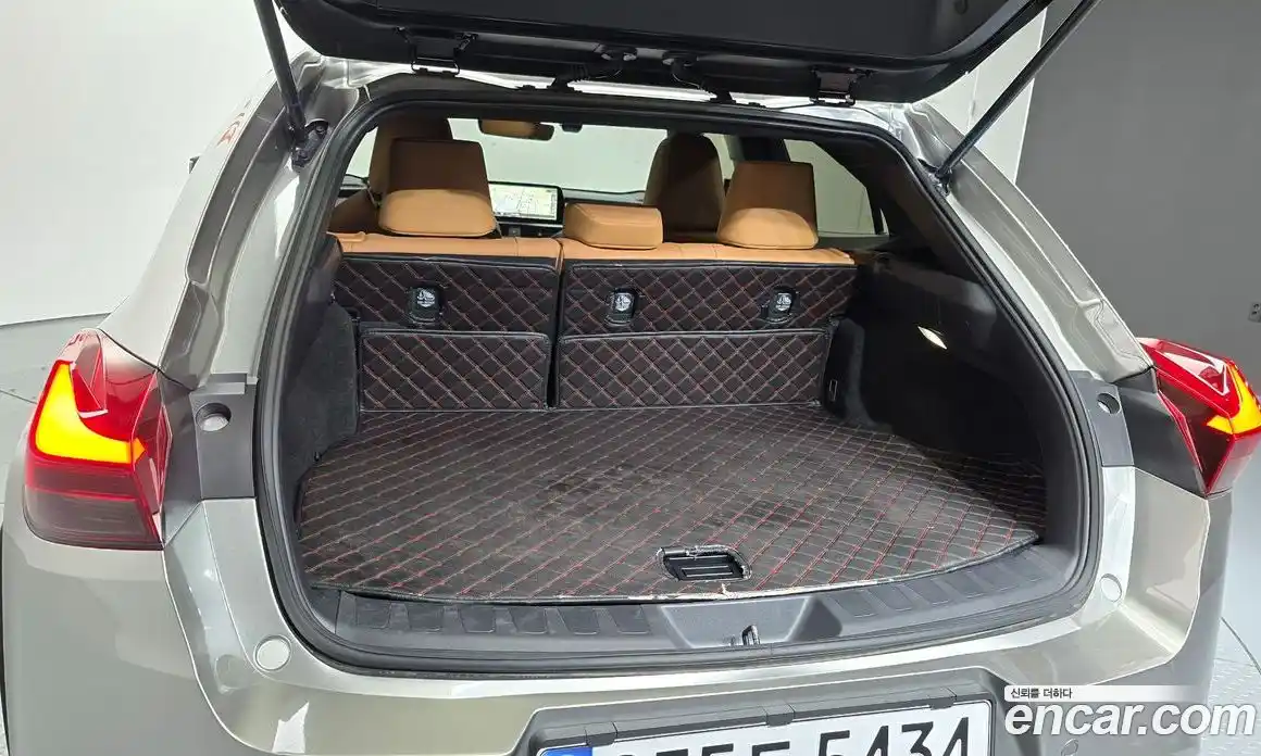 Lexus UX 2025 2.0 Автомат в Москве № 499566, фото 20