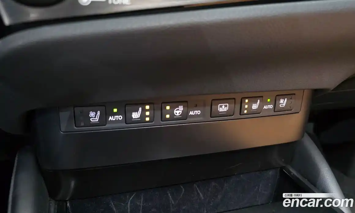 Lexus ES 2023 2.5 Автомат в Москве № 499574, фото 18