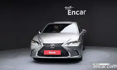 Lexus ES 2023 2.5 Автомат в Москве № 499574, миниатюра 3