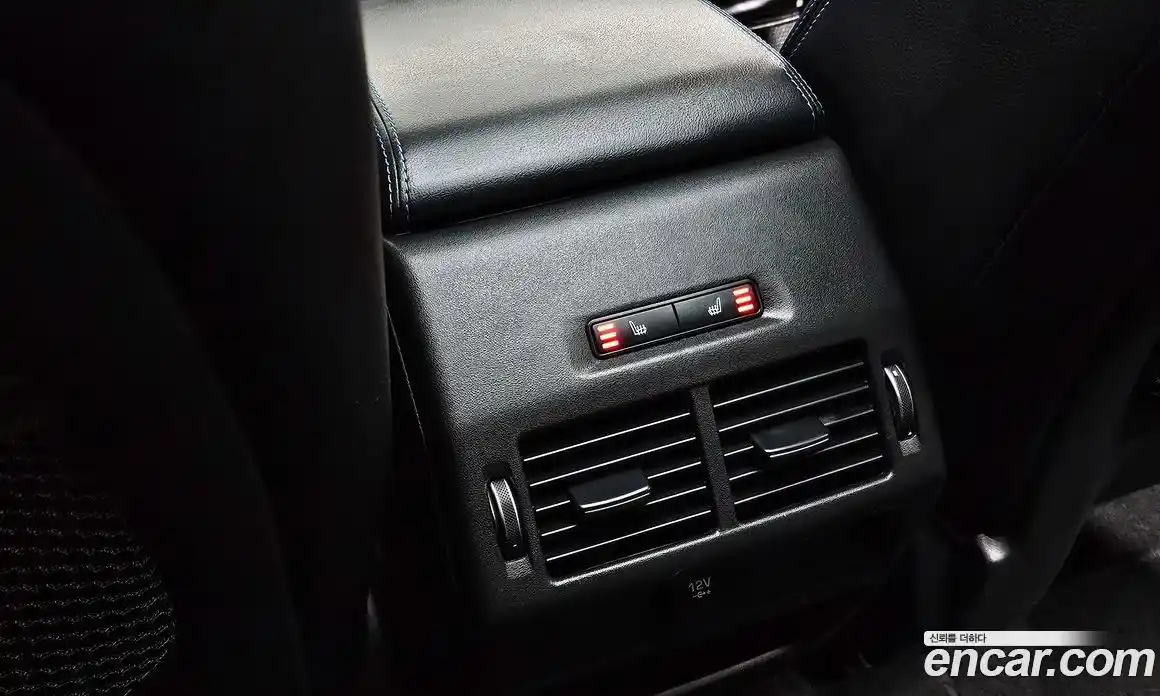 Jaguar E-Pace 2018 2.0 Автомат в Москве № 500249, фото 17