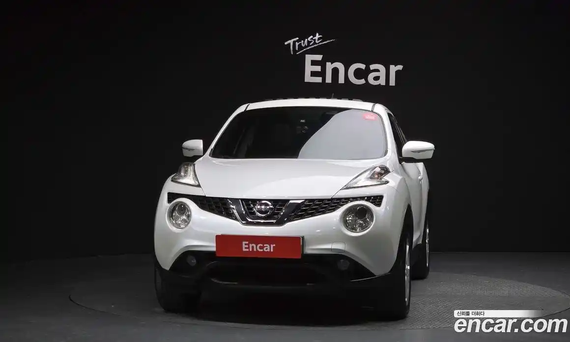 Nissan Juke 2016 1.6 Автомат в Москве № 500567, фото 3