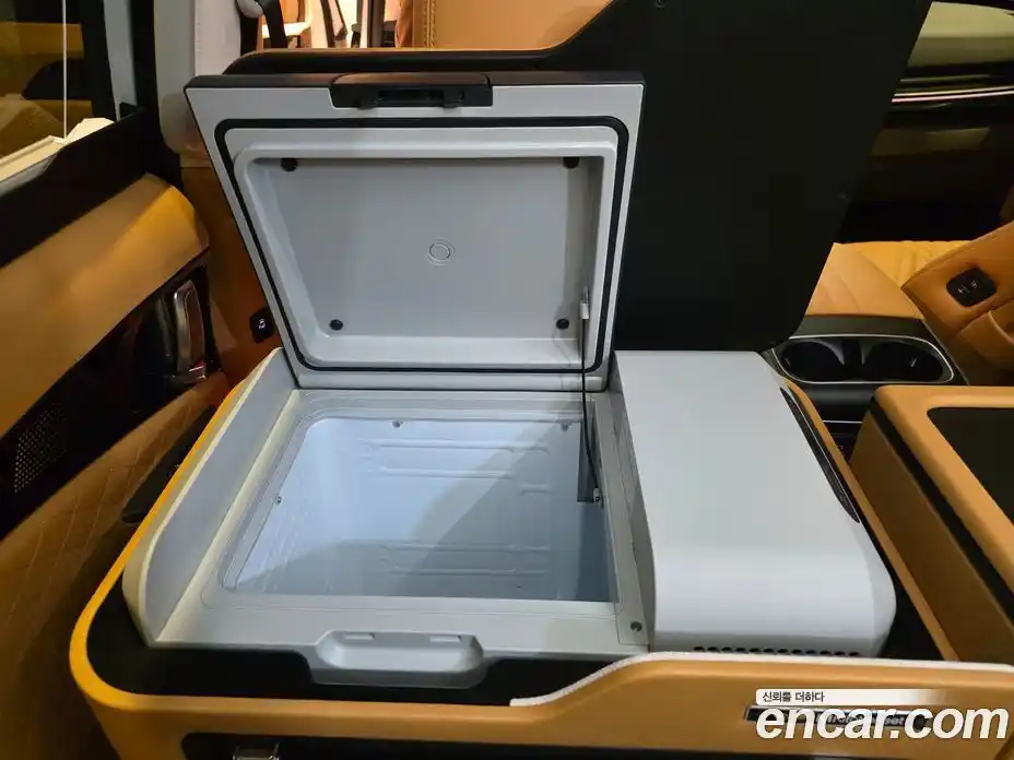 Kia Canival 2024 3.5 Автомат в Москве № 51628, фото 12