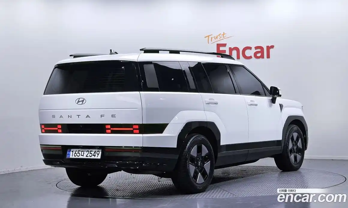 Hyundai Santa Fe 2024 1.6 Автомат в Москве № 517600, фото 2