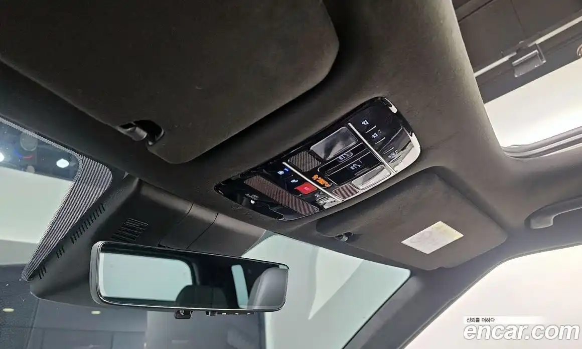 Hyundai Santa Fe 2024 1.6 Автомат в Москве № 517761, фото 17