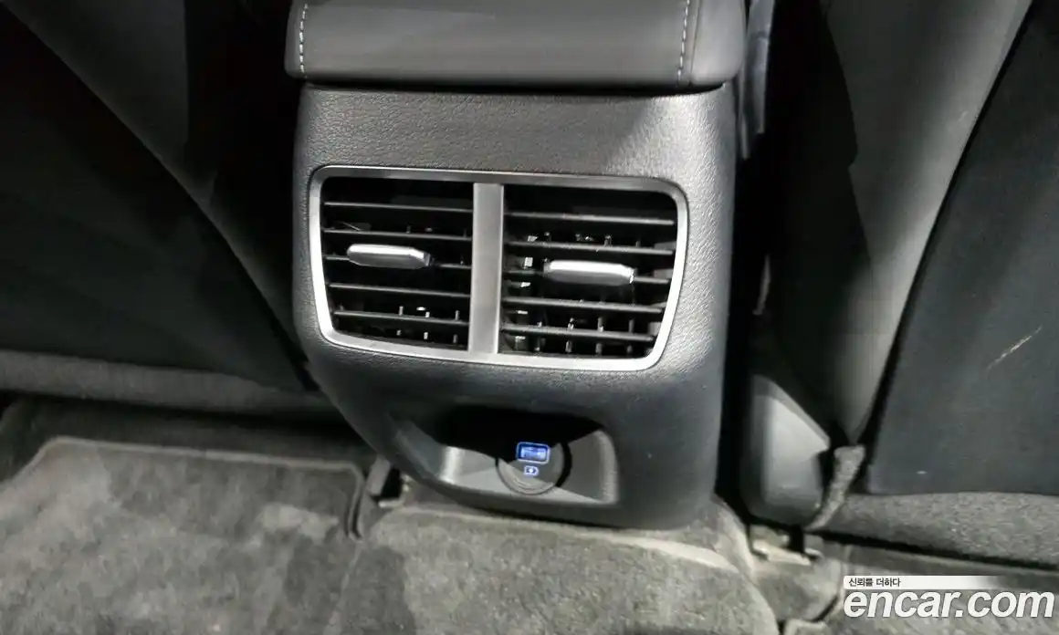 Hyundai Sonata 2022 2.0 Автомат в Москве № 518867, фото 19