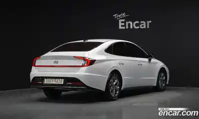 Hyundai Sonata 2022 2.0 Автомат в Москве № 518867, миниатюра 2