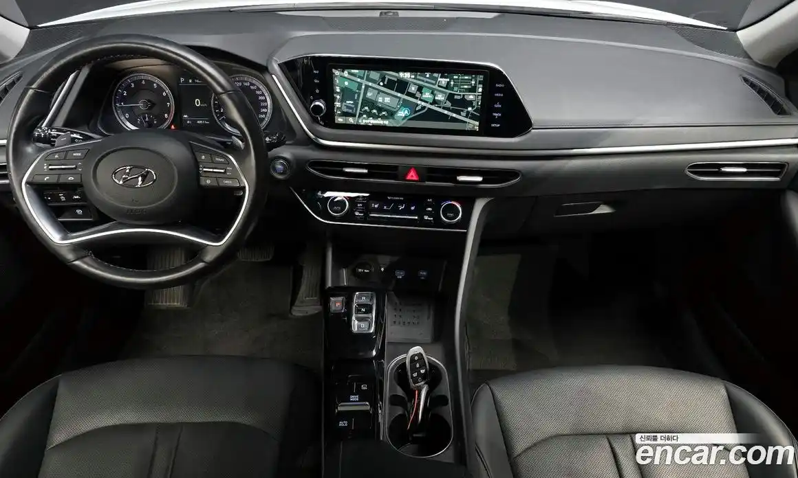 Hyundai Sonata 2022 2.0 Автомат в Москве № 518867, фото 7