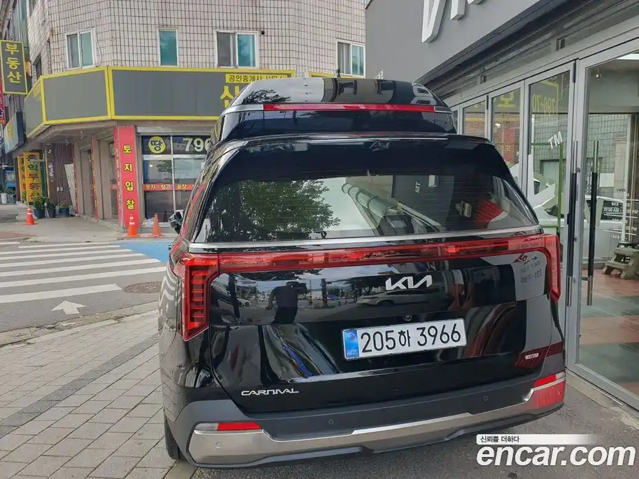 Kia Canival 2025 1.6 Автомат в Москве № 519202, фото 4