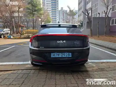 Kia EV6 2026 Автомат в Москве № 519376, миниатюра 4
