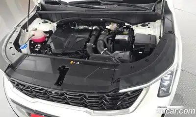 Kia Sorento 2024 2.5 Автомат в Москве № 519535, миниатюра 6