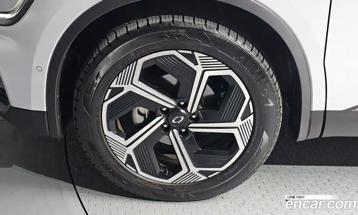 Renault QM6 2024 2.0 Автомат в Москве № 520331, фото 5