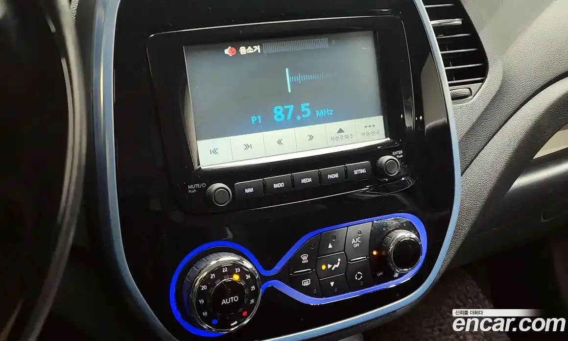 Renault QM3 2017 1.5 Автомат в Москве № 521728, фото 17