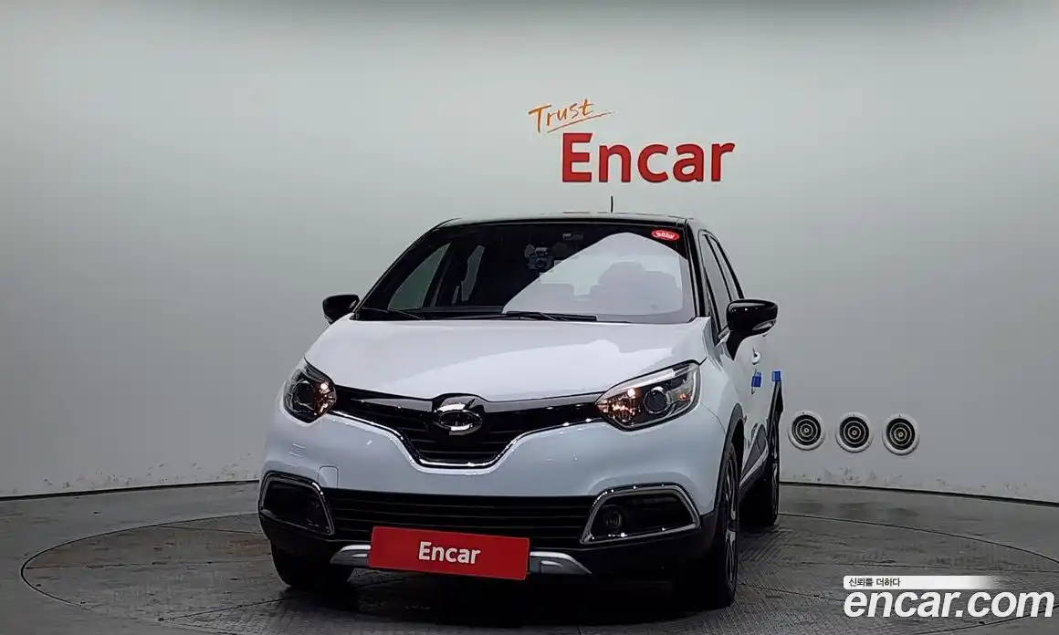 Renault QM3 2017 1.5 Автомат в Москве № 521728, фото 3