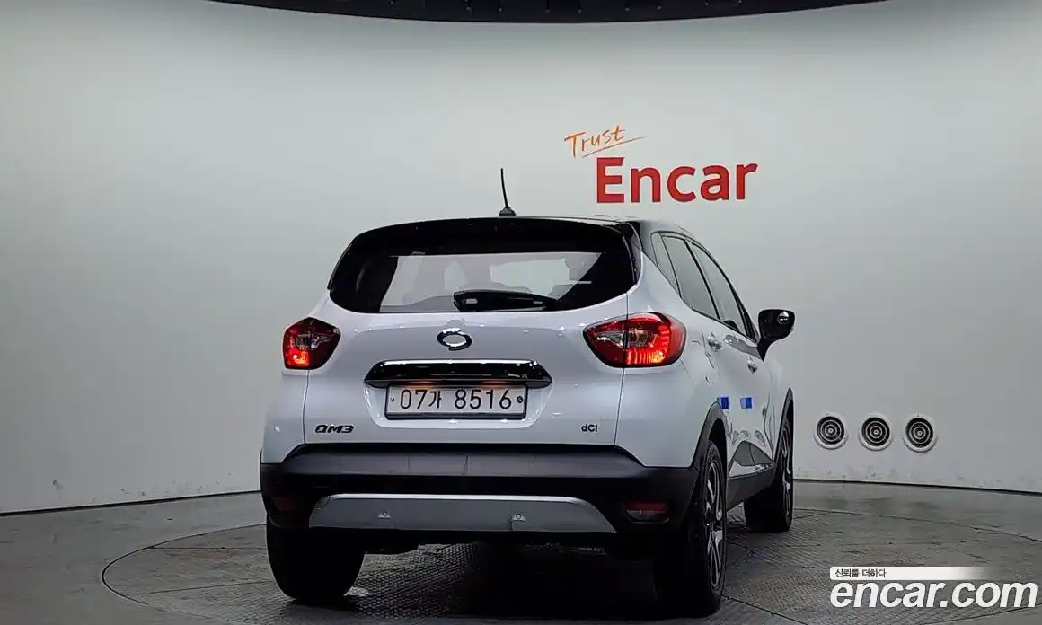 Renault QM3 2017 1.5 Автомат в Москве № 521728, фото 4