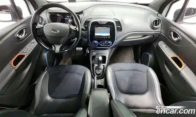 Renault QM3 2017 1.5 Автомат в Москве № 521728, миниатюра 7