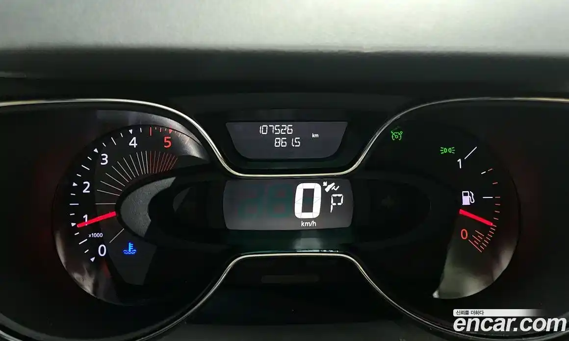 Renault QM3 2017 1.5 Автомат в Москве № 521728, фото 8