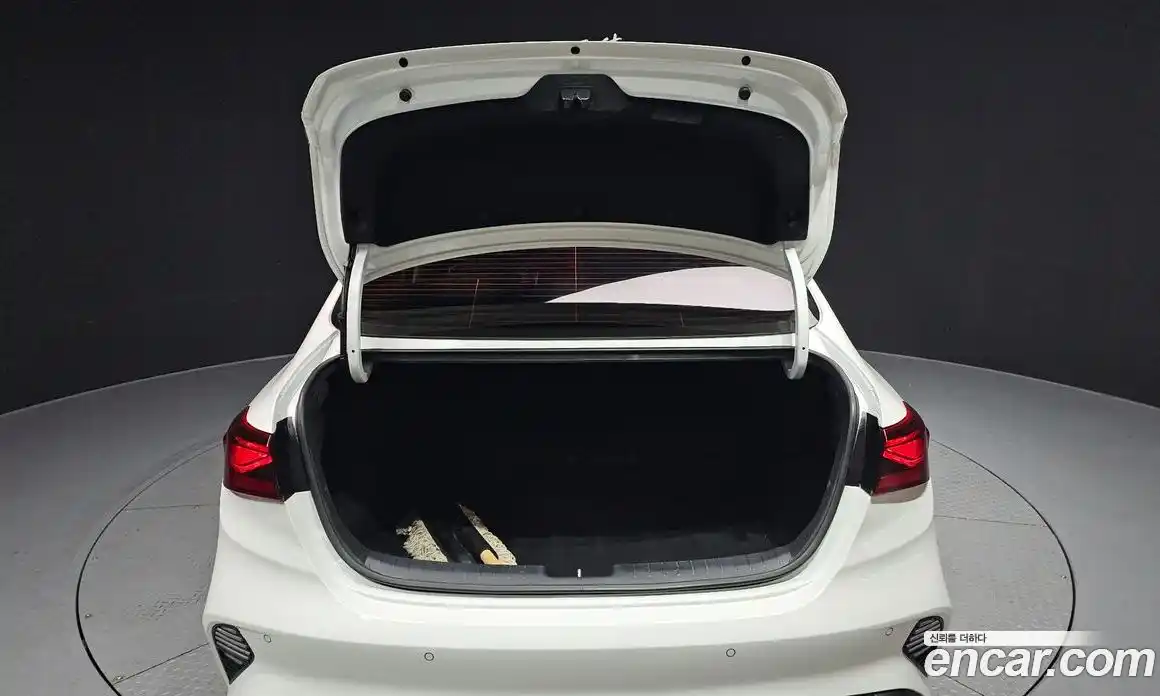 Kia K3 2022 1.6 Автомат в Москве № 522018, фото 19