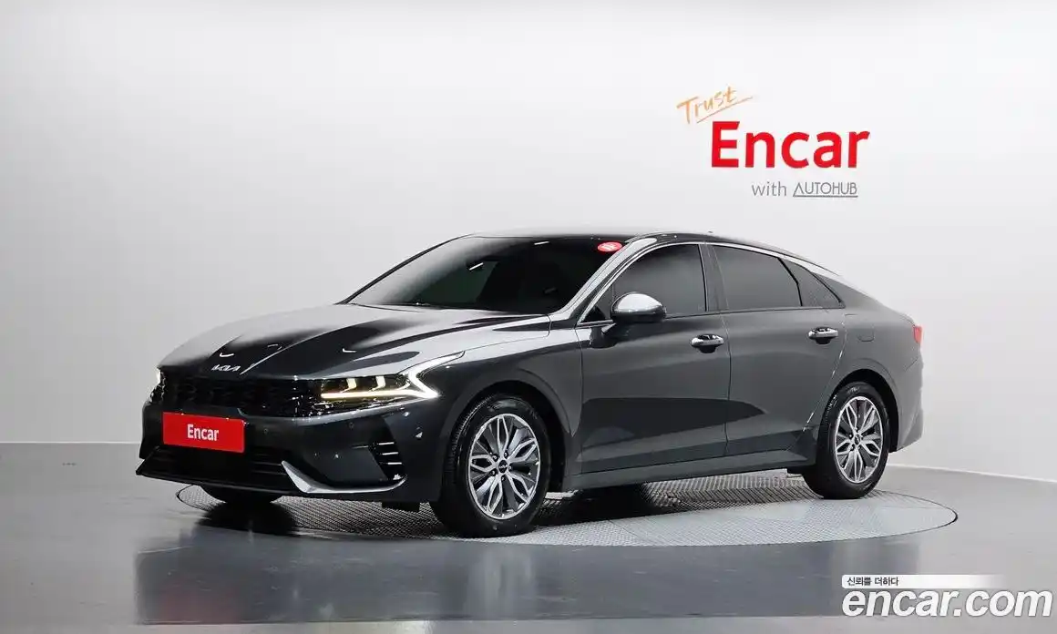 Kia K5 2022 2.0 Автомат в Москве № 522673, фото 1