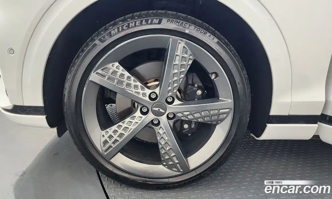 Genesis GV70 2022 2.5 Автомат в Москве № 523726, фото 4