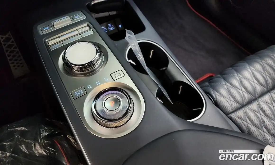 Genesis GV70 2022 2.5 Автомат в Москве № 523726, фото 8