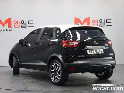Renault QM3 2015 1.5 Автомат в Москве № 524596, миниатюра 4
