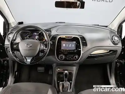 Renault QM3 2015 1.5 Автомат в Москве № 524596, миниатюра 7