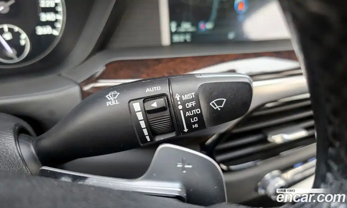 Genesis EQ900 2016 3.8 Автомат в Москве № 524835, фото 17