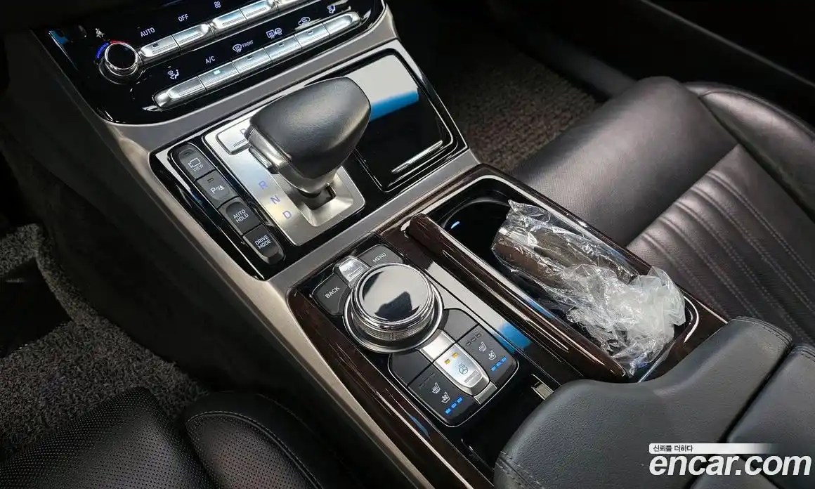 Genesis EQ900 2016 3.8 Автомат в Москве № 524835, фото 9