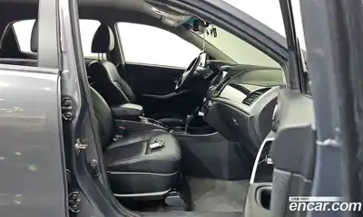 SsangYong Korando 2018 2.2 Автомат в Москве № 526308, миниатюра 11