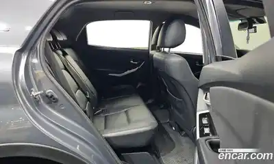 SsangYong Korando 2018 2.2 Автомат в Москве № 526308, миниатюра 12